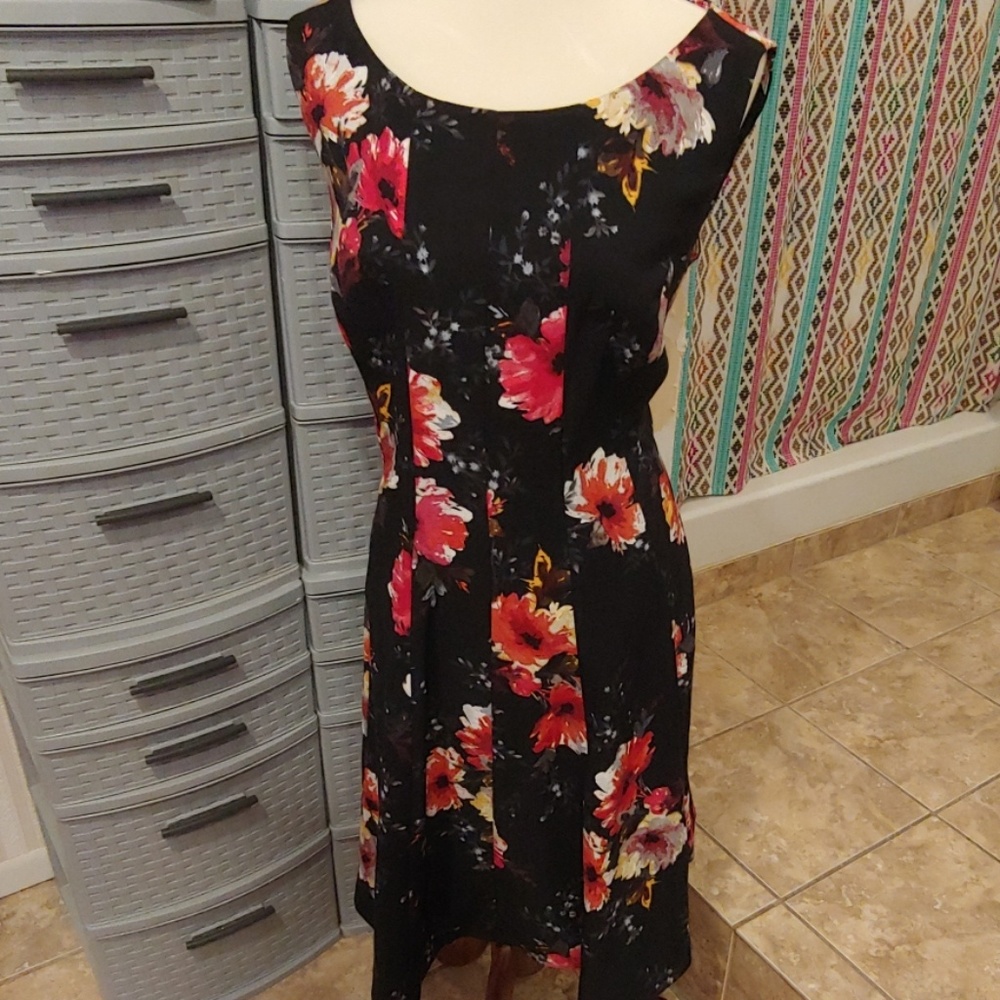 Dress Barn Floral Sz 16 Dress